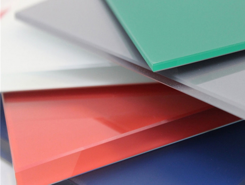 Colored glazed glass